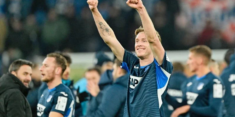 Super Zay ရဲ့စနေညရွေးချယ်မူ